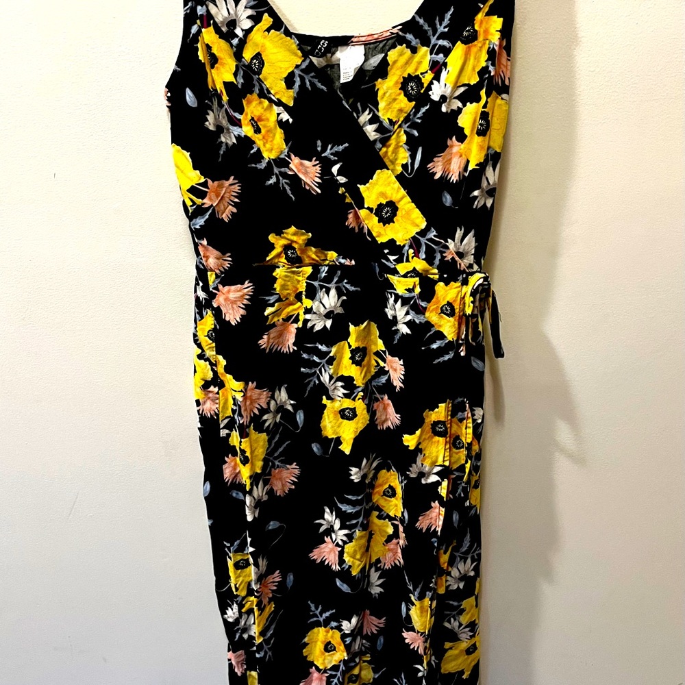 Wrap floral dress